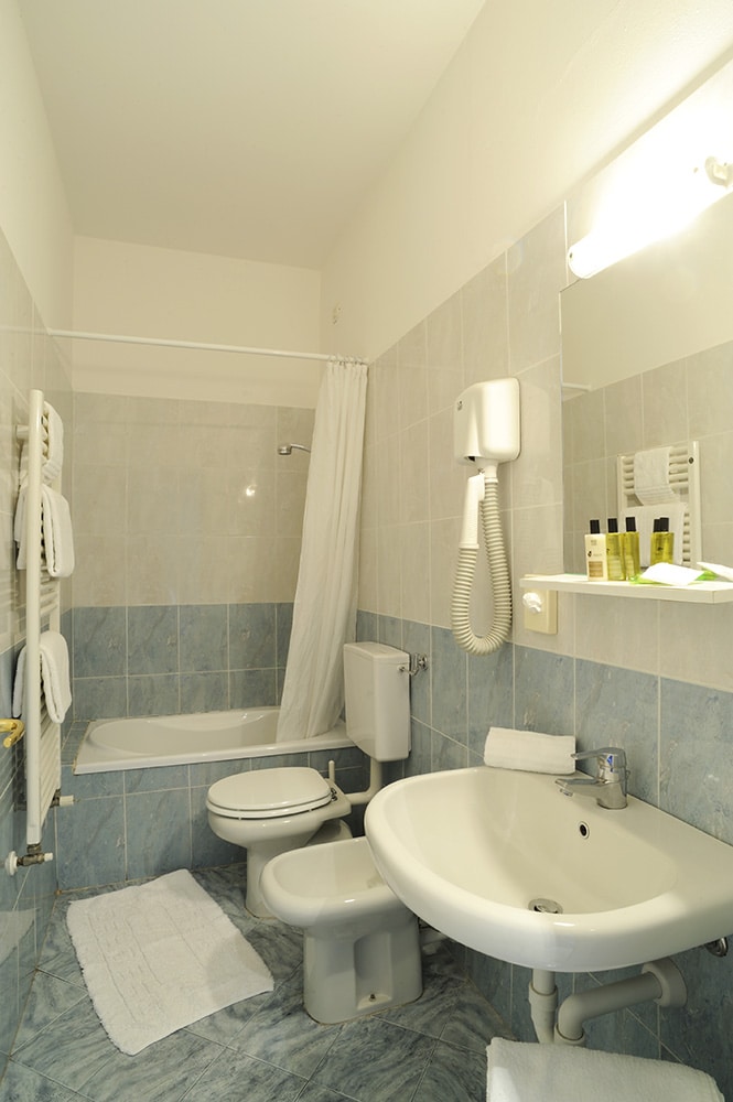 bagno hotel villa ida laigueglia